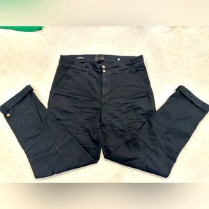 White House Black Market Black Cropped Pants